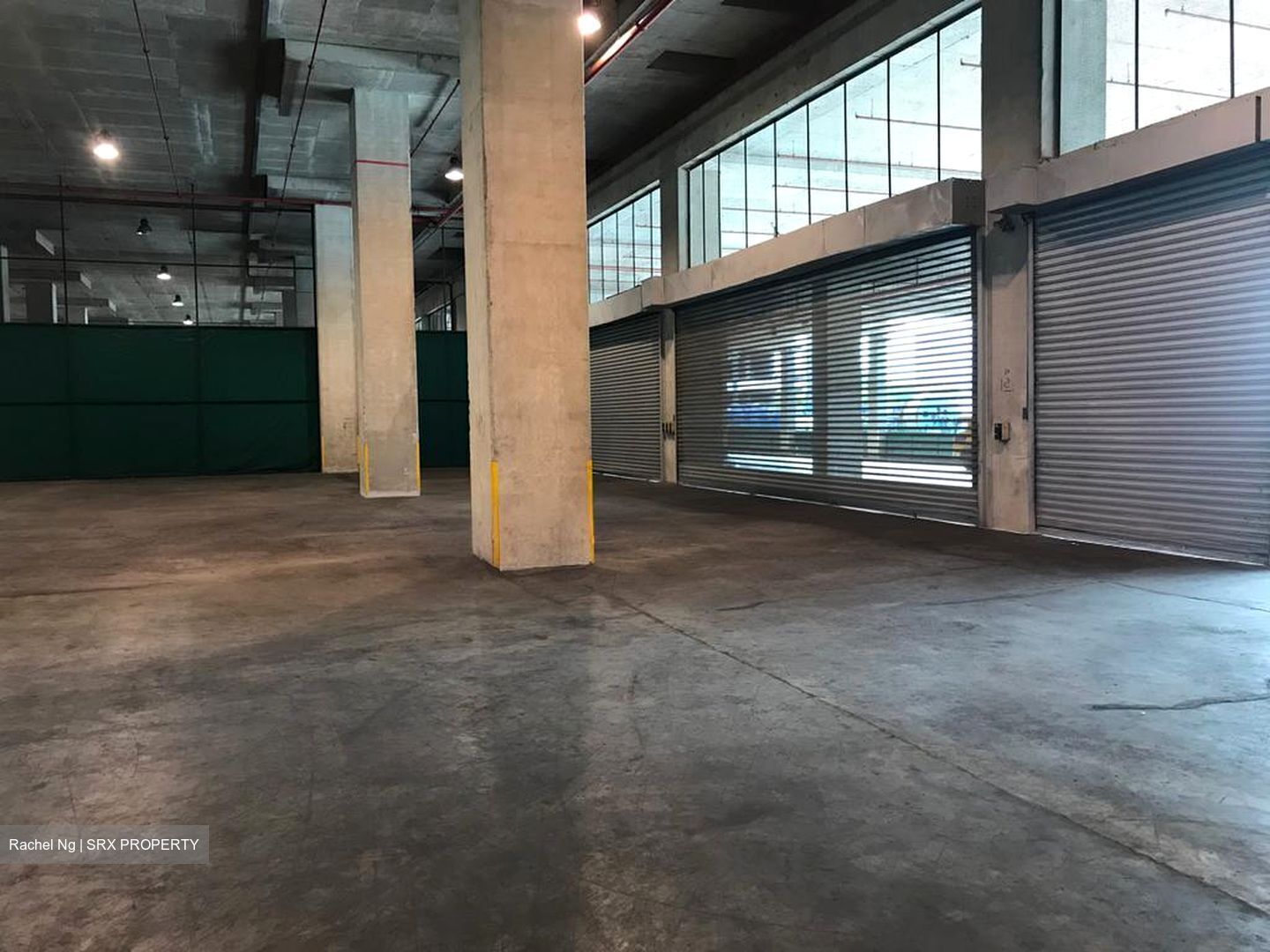 Gul Way (D22), Warehouse #572108511